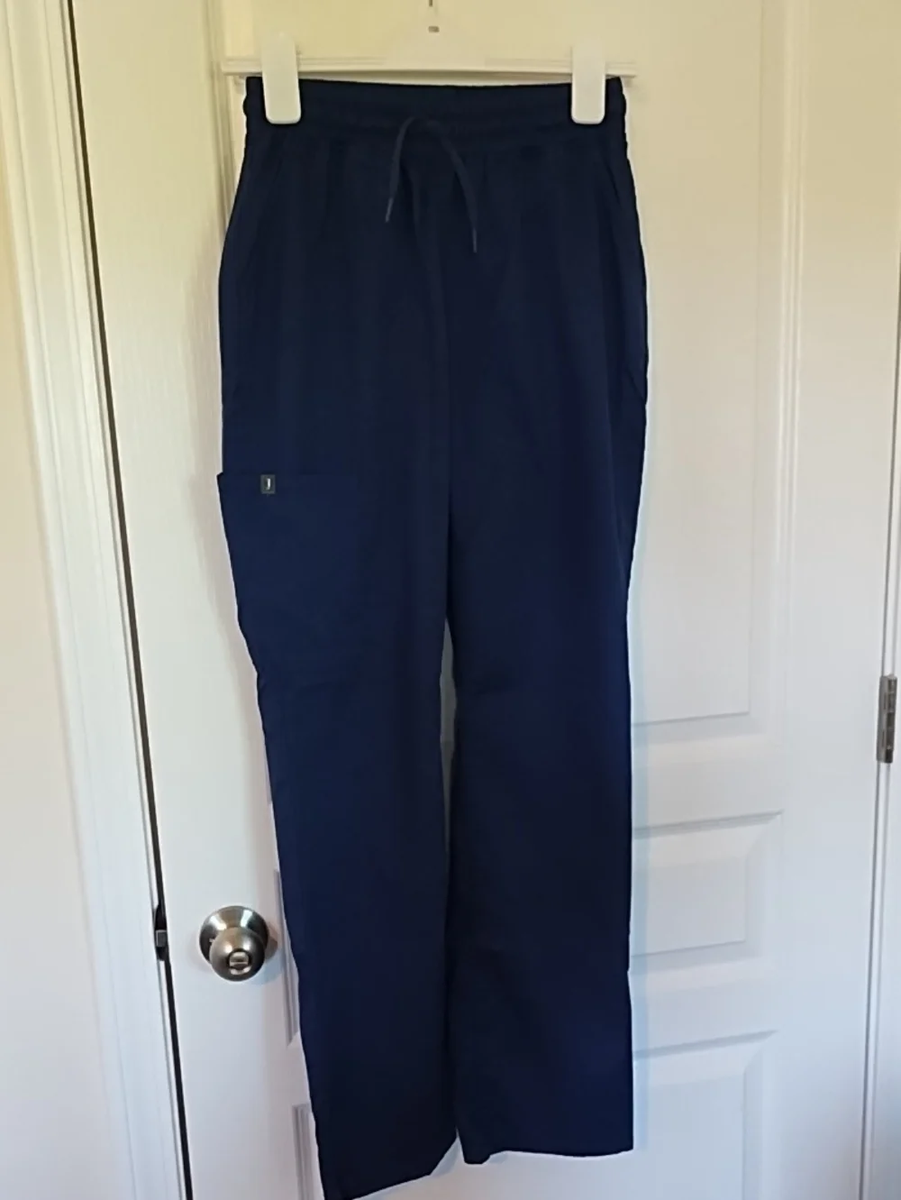 Jaanuu Women's Straight Leg Four Pocket Scrub Pants Size XS J95083 Navy Blue